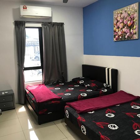 Ipoh Manhattan Tsl Pool View Water Park Homestay! Kampong Pinji Luaran gambar