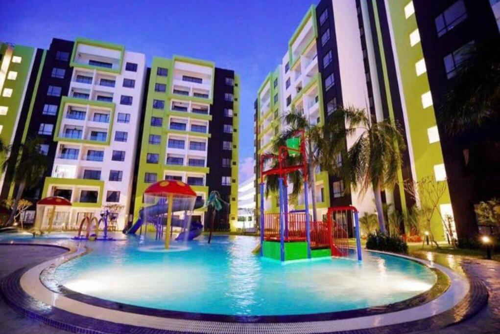 Ipoh Manhattan Tsl Pool View Water Park Homestay! Kampong Pinji Luaran gambar