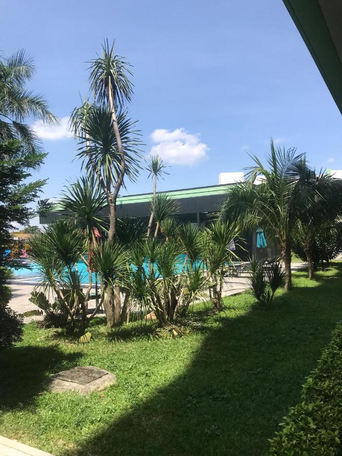 Ipoh Manhattan Tsl Pool View Water Park Homestay! Kampong Pinji Luaran gambar