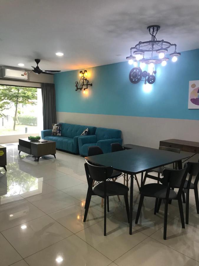 Ipoh Manhattan Tsl Pool View Water Park Homestay! Kampong Pinji Luaran gambar