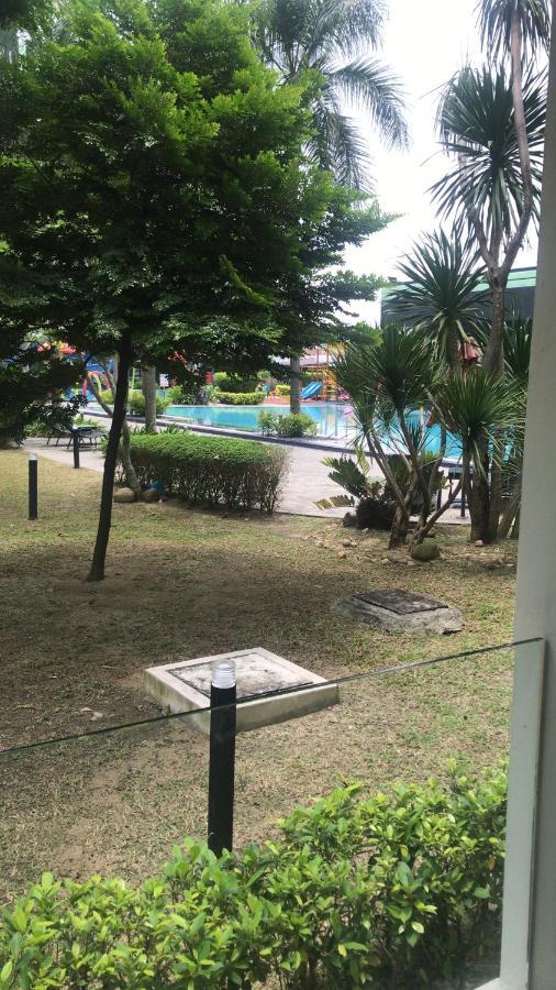 Ipoh Manhattan Tsl Pool View Water Park Homestay! Kampong Pinji Luaran gambar